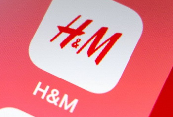 H&M   